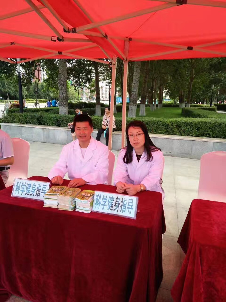 09092206kwjb.jpg